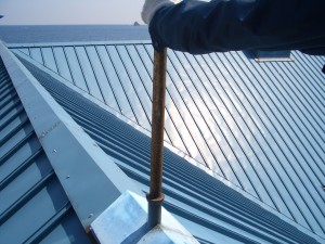 建物診断の作業の様子